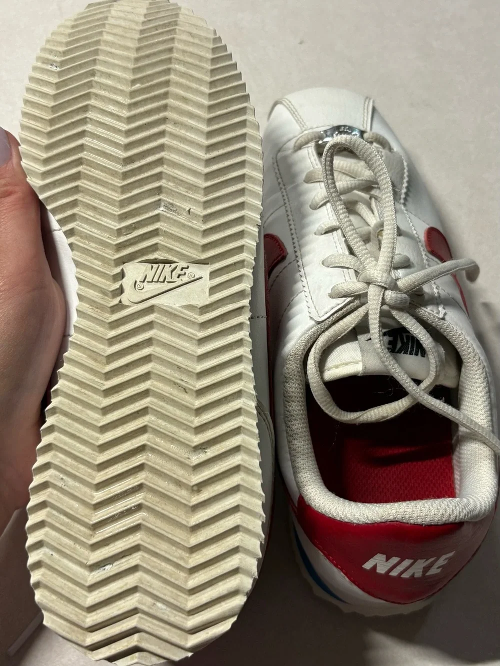 Nike Forest Gump Cortez Sz 6Y 904764-103 White Red Leather